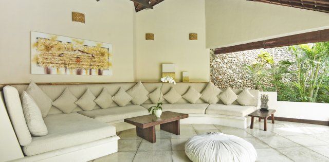 Villa Kubu Premium 1 Bedroom, Living room area